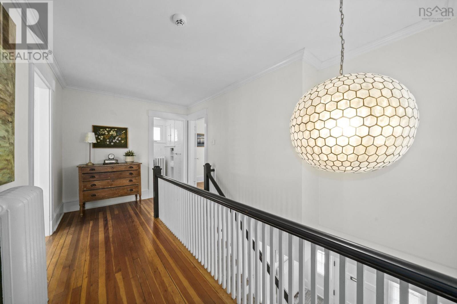 Property 23 of 43 of 6 Oakdene Avenue