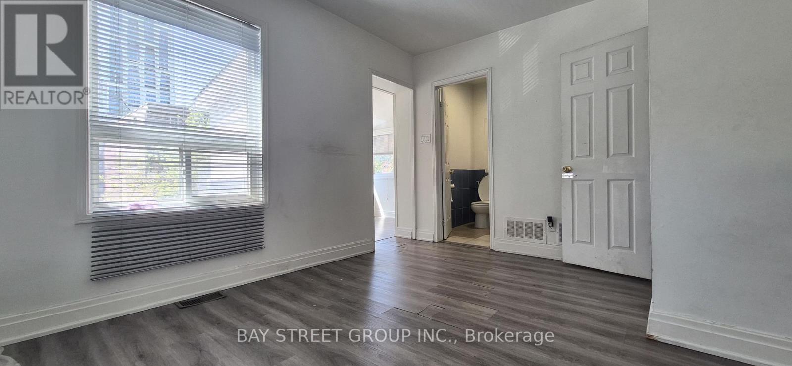 6 FERNDALE AVENUE - 13