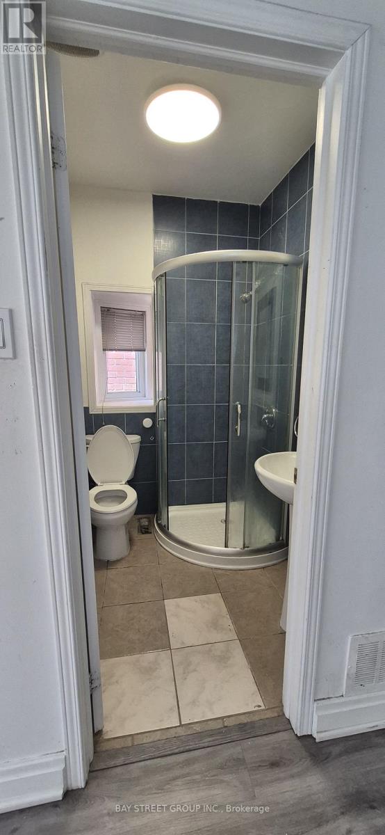 6 FERNDALE AVENUE - 15