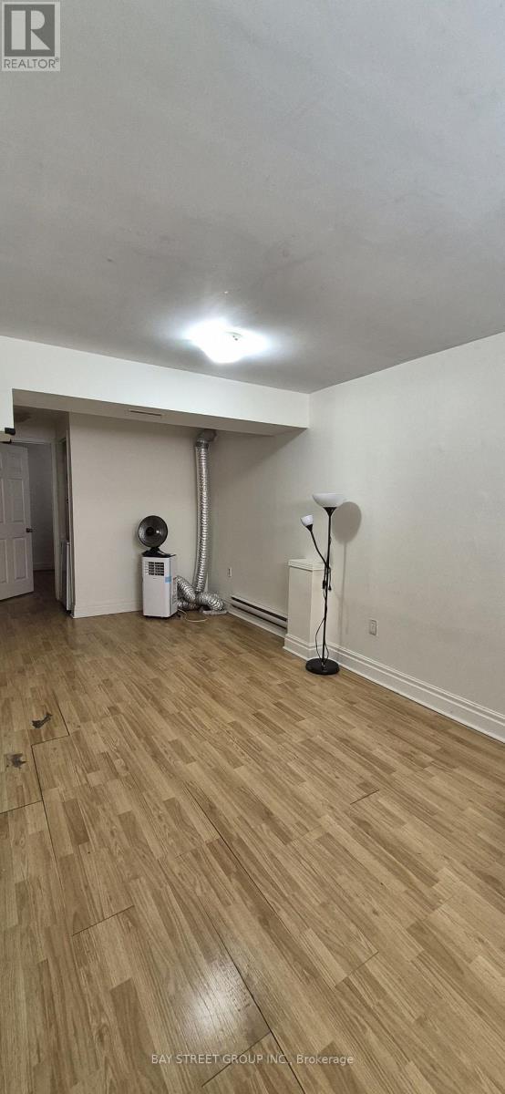6 FERNDALE AVENUE - 20