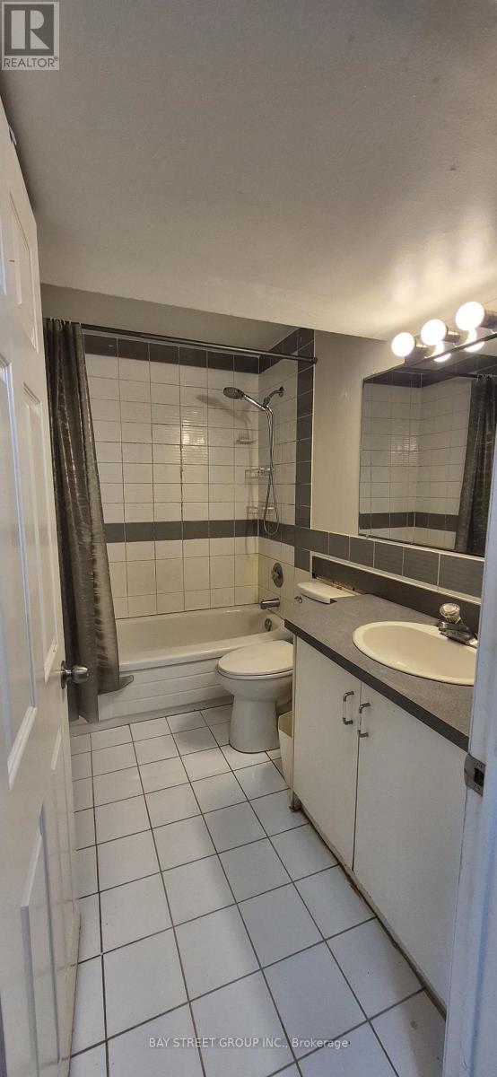 6 FERNDALE AVENUE - 23