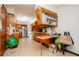 13760 Bentley Road, Surrey, BC V3R5C3 Photo 6