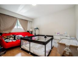 13760 Bentley Road, Surrey, BC V3R5C3 Photo 8