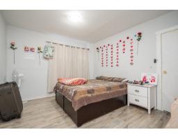 13760 Bentley Road, Surrey, BC V3R5C3 Photo 14