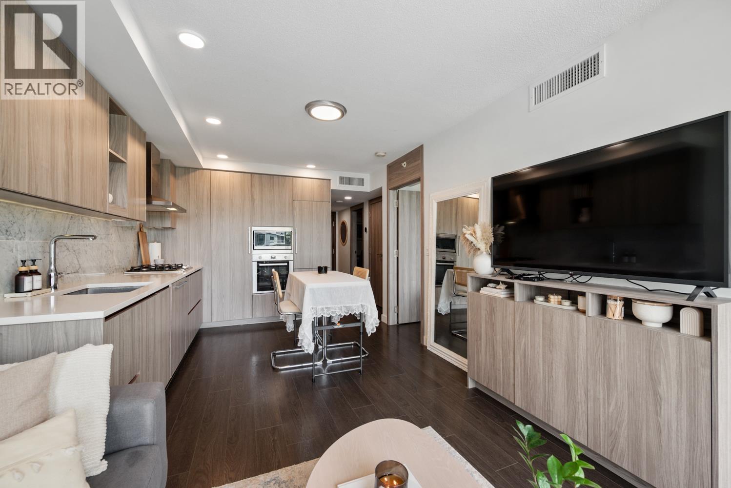1 Bed, 1 Bath Apartment for Sale in Richmond – 911 8800 HAZELBRIDGE WAY, Richmond – MLS# R3119426 - Image 8
