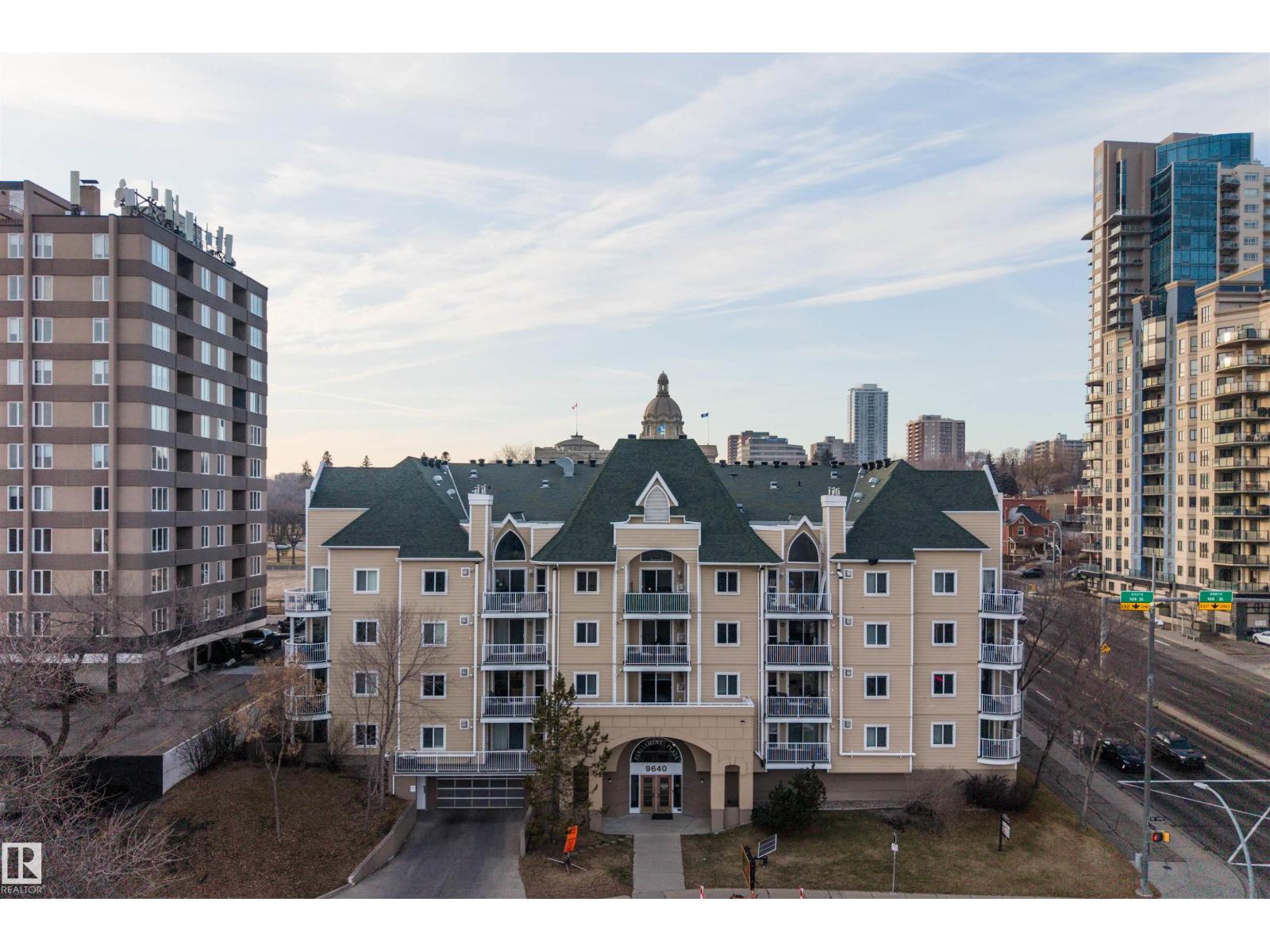 #201 9640 105 ST NW, Edmonton