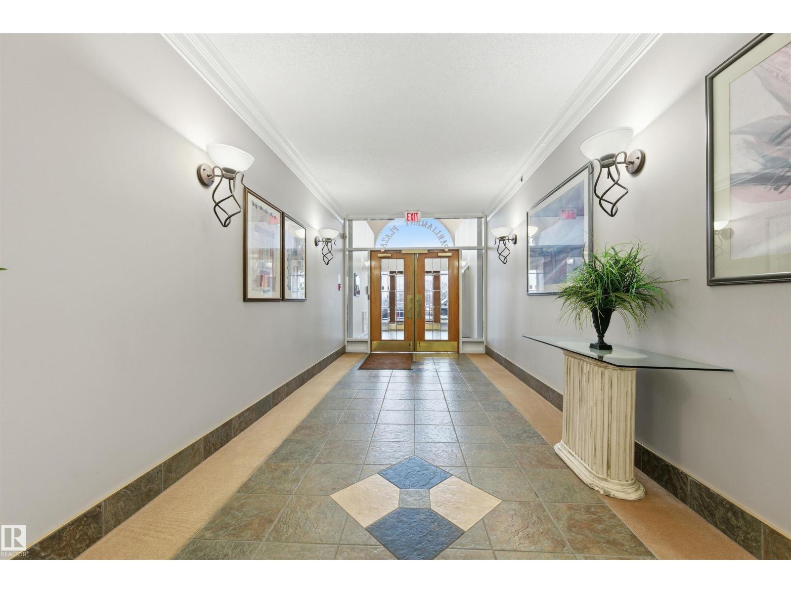 #201 9640 105 ST NW, Edmonton
