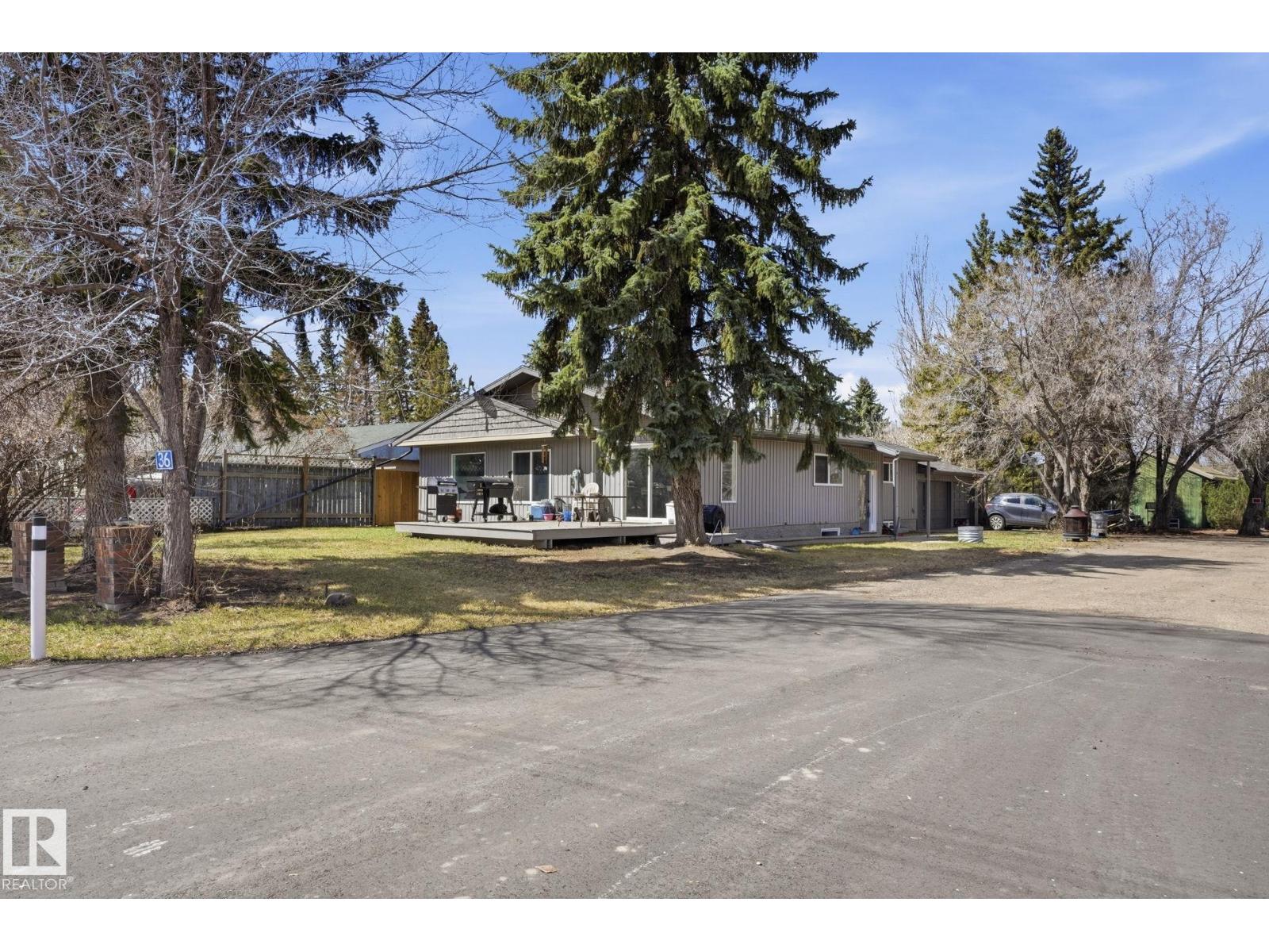 #36 55000 LAMOUREUX DR, Rural Sturgeon County