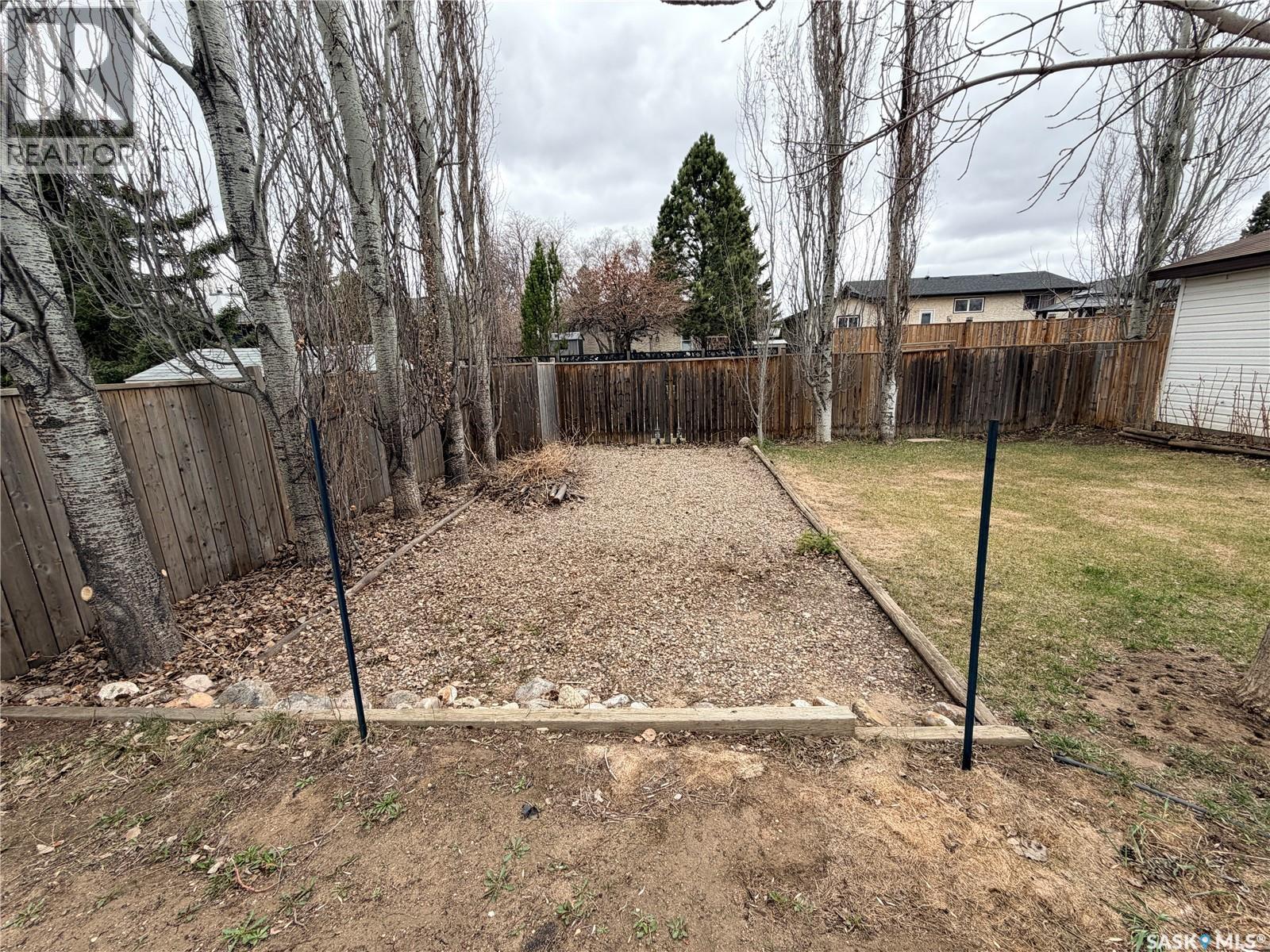 9021 Walker DRIVE - 27