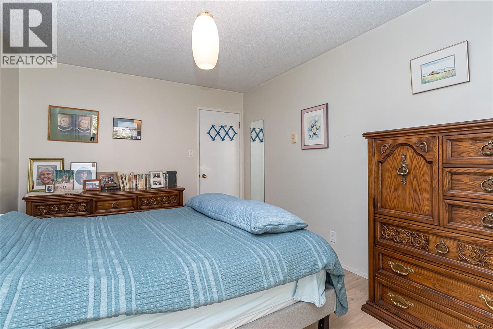 #28 278 Island Hwy - 20
