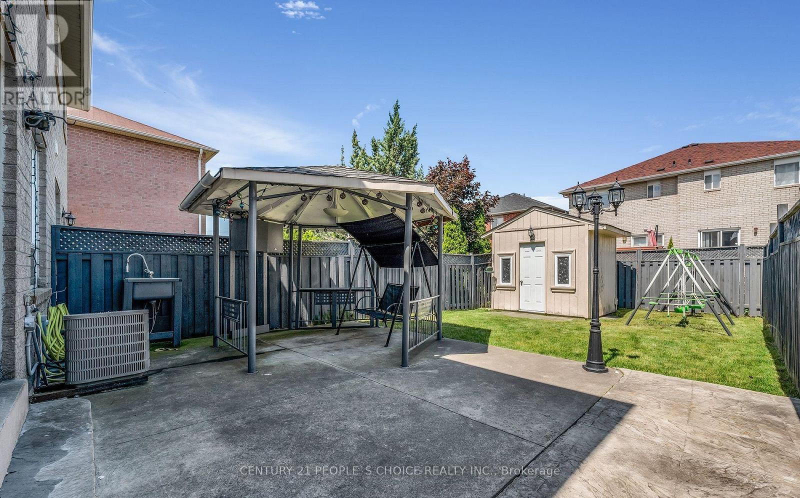 46 STUDEBAKER TRAIL - 44