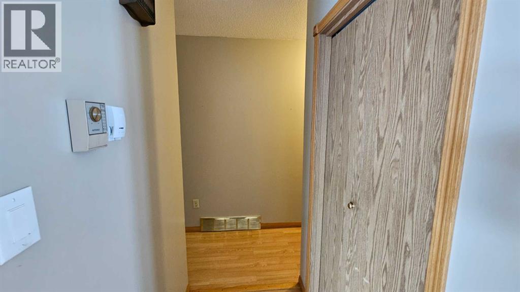 38505 Range Road 92 - 15