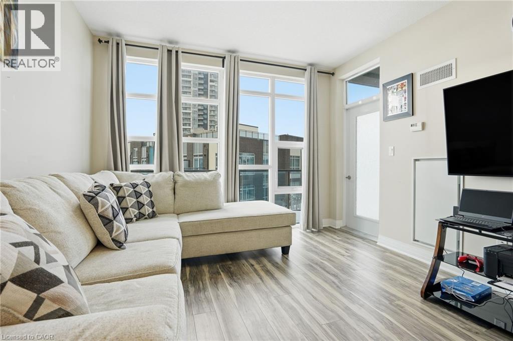 10 CONCORD Place Unit# 205, Grimsby, Ontario, L3M0G6 — Photo 11