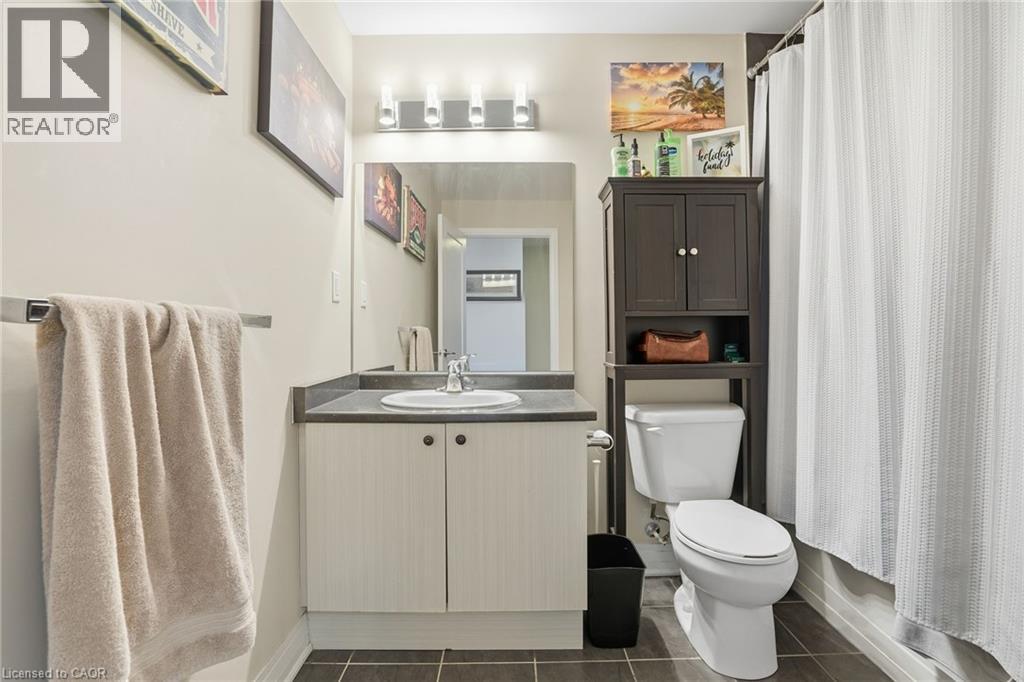 10 CONCORD Place Unit# 205, Grimsby, Ontario, L3M0G6 — Photo 16