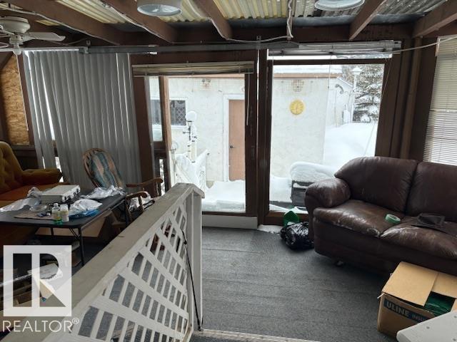 4809 53 ave - 16