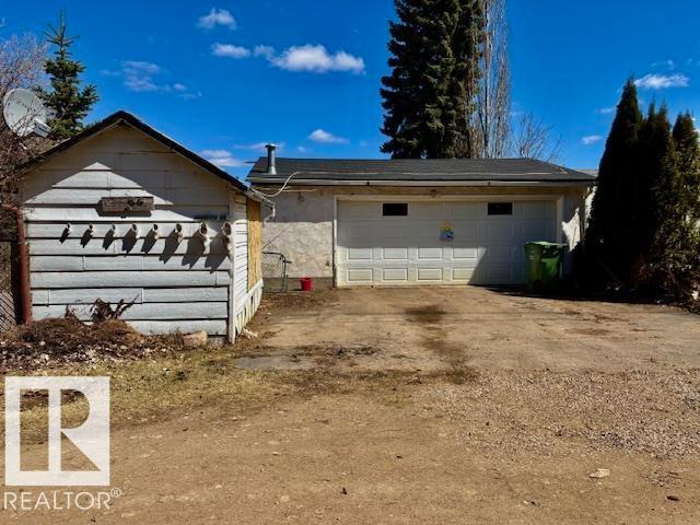 4809 53 ave - 3
