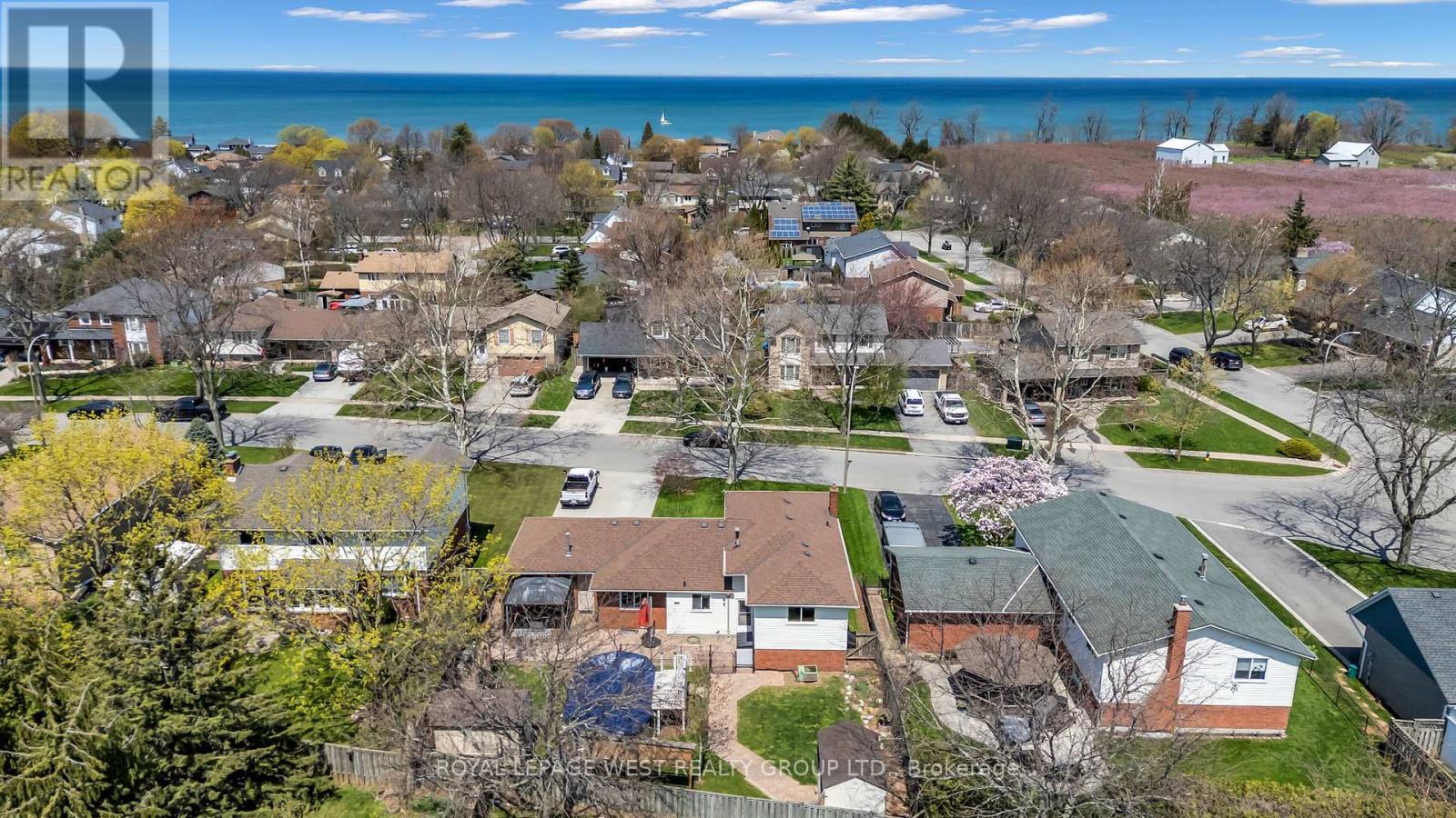 12 BANBURRY CRESCENT - 6