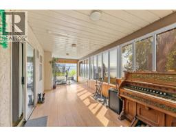 6488 Renfrew Road, Peachland, BC V0H1X7 Photo 13