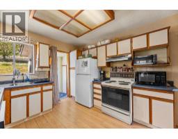 6488 Renfrew Road, Peachland, BC V0H1X7 Photo 15