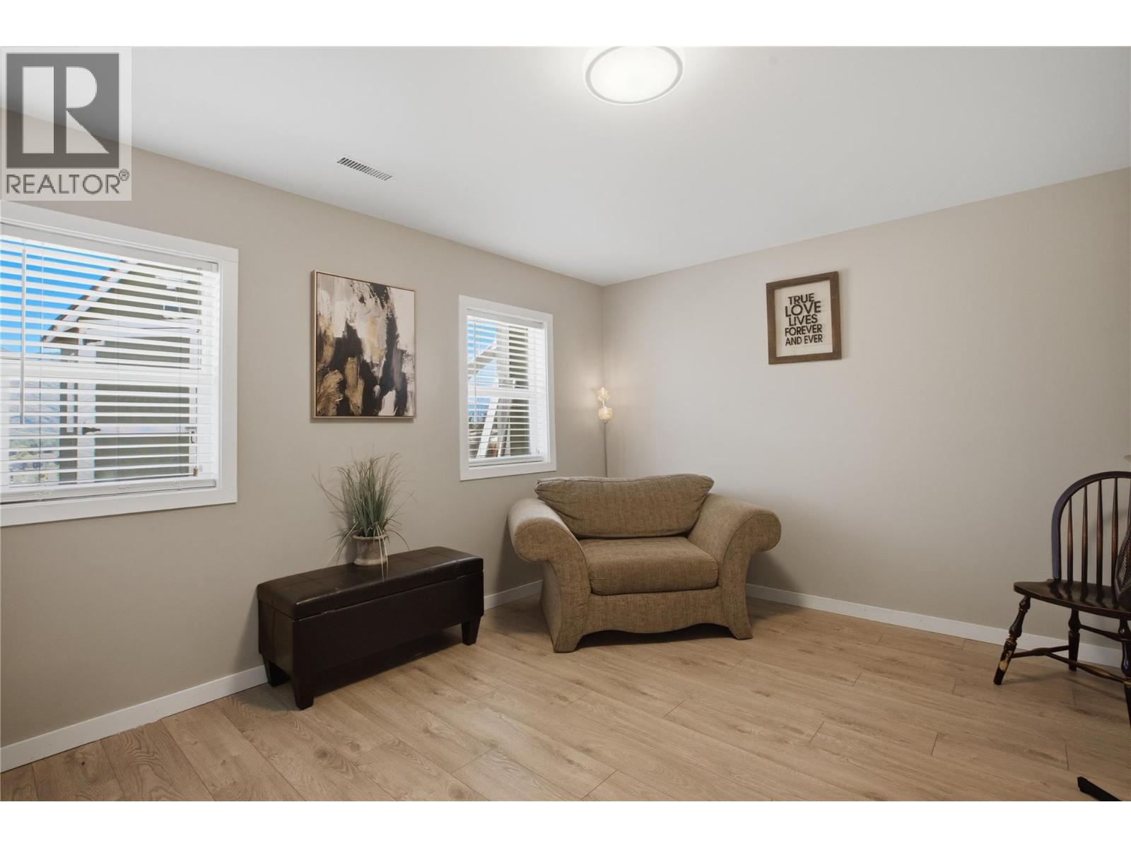 899 Ida Lane - 53
