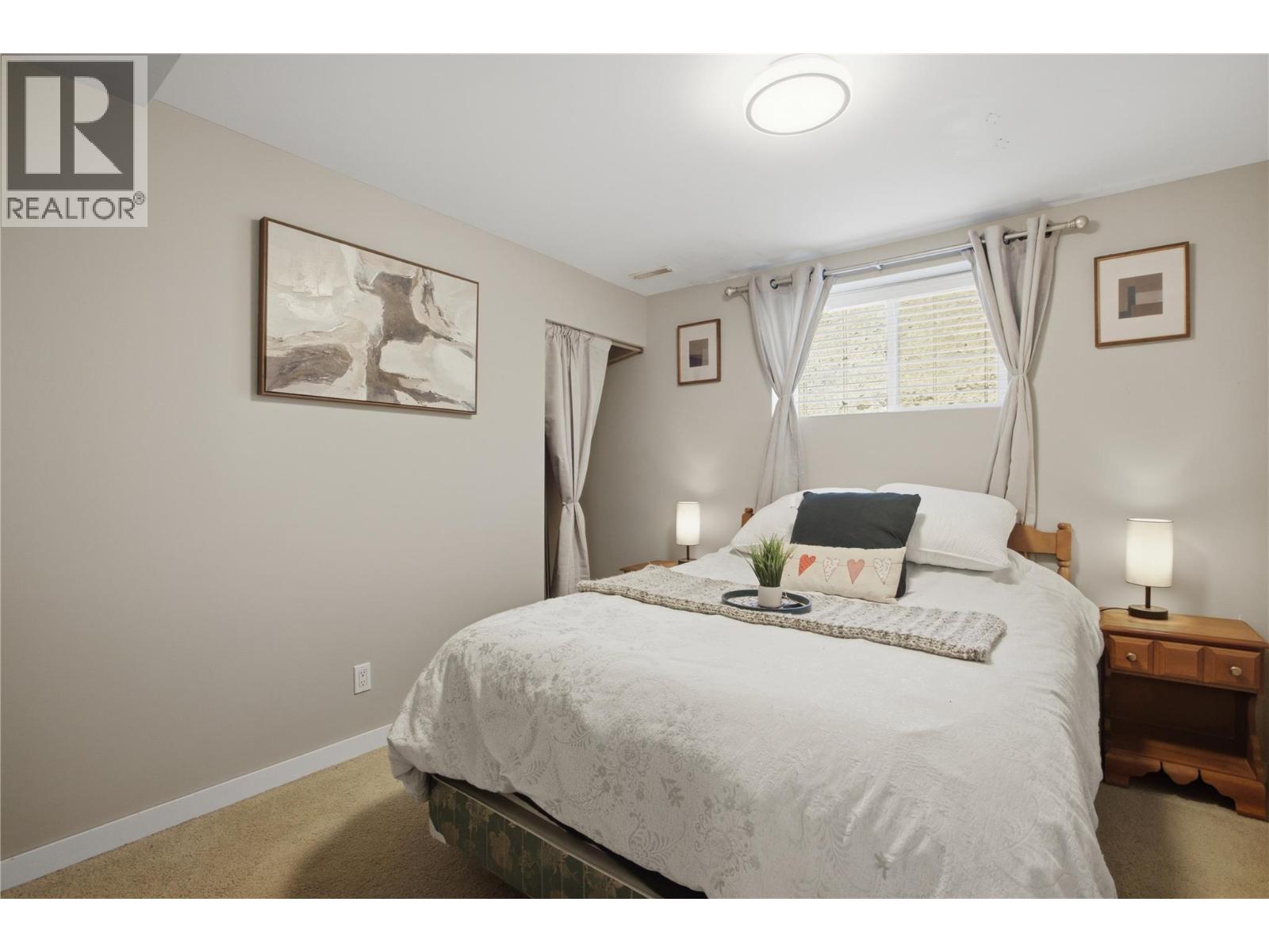 899 Ida Lane - 46
