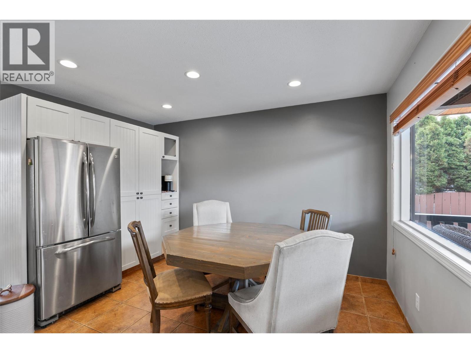 850 WINDBREAK Street - 11