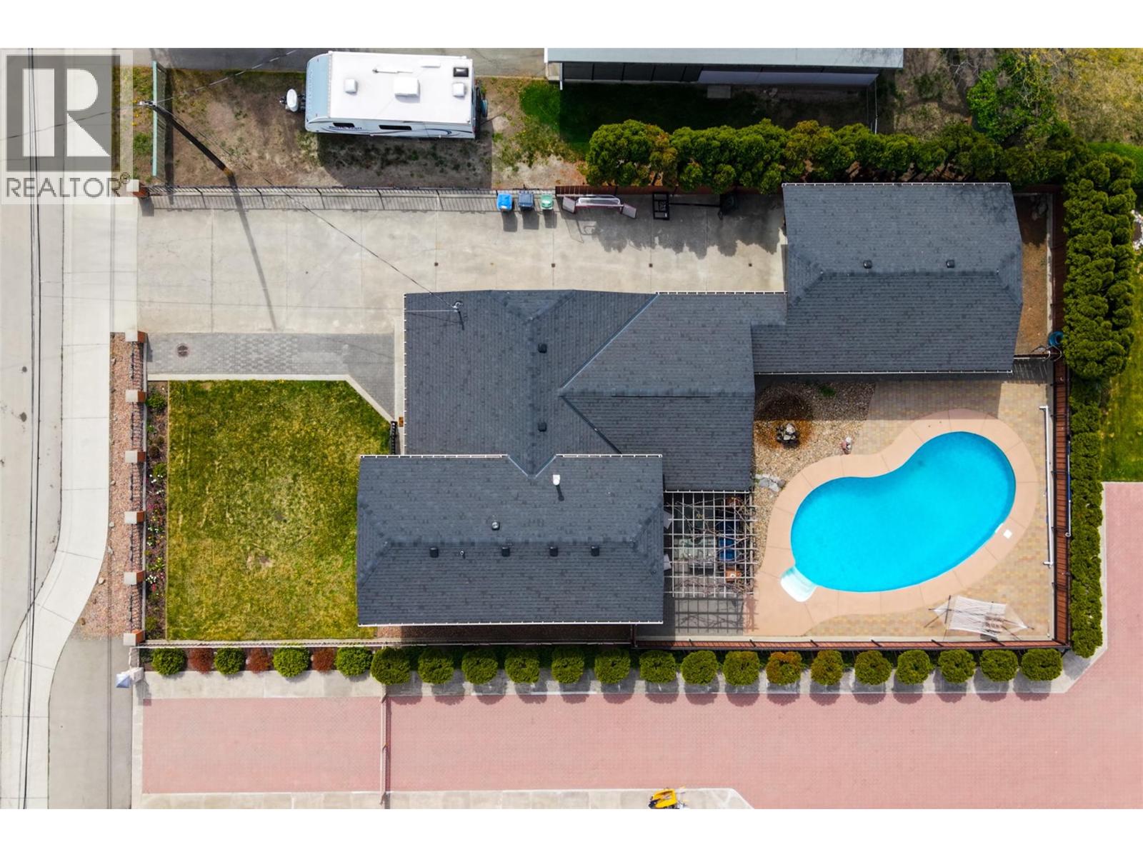 850 WINDBREAK Street - 4