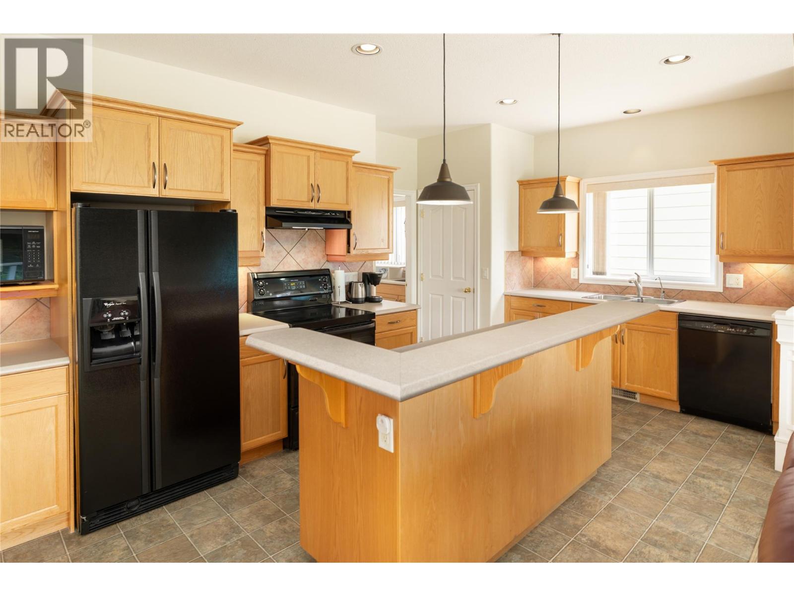 377 MCCARREN Avenue, Kelowna