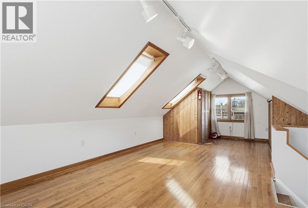 84 SOUTH OVAL, Hamilton, Ontario, L8S1R1 — Photo 18