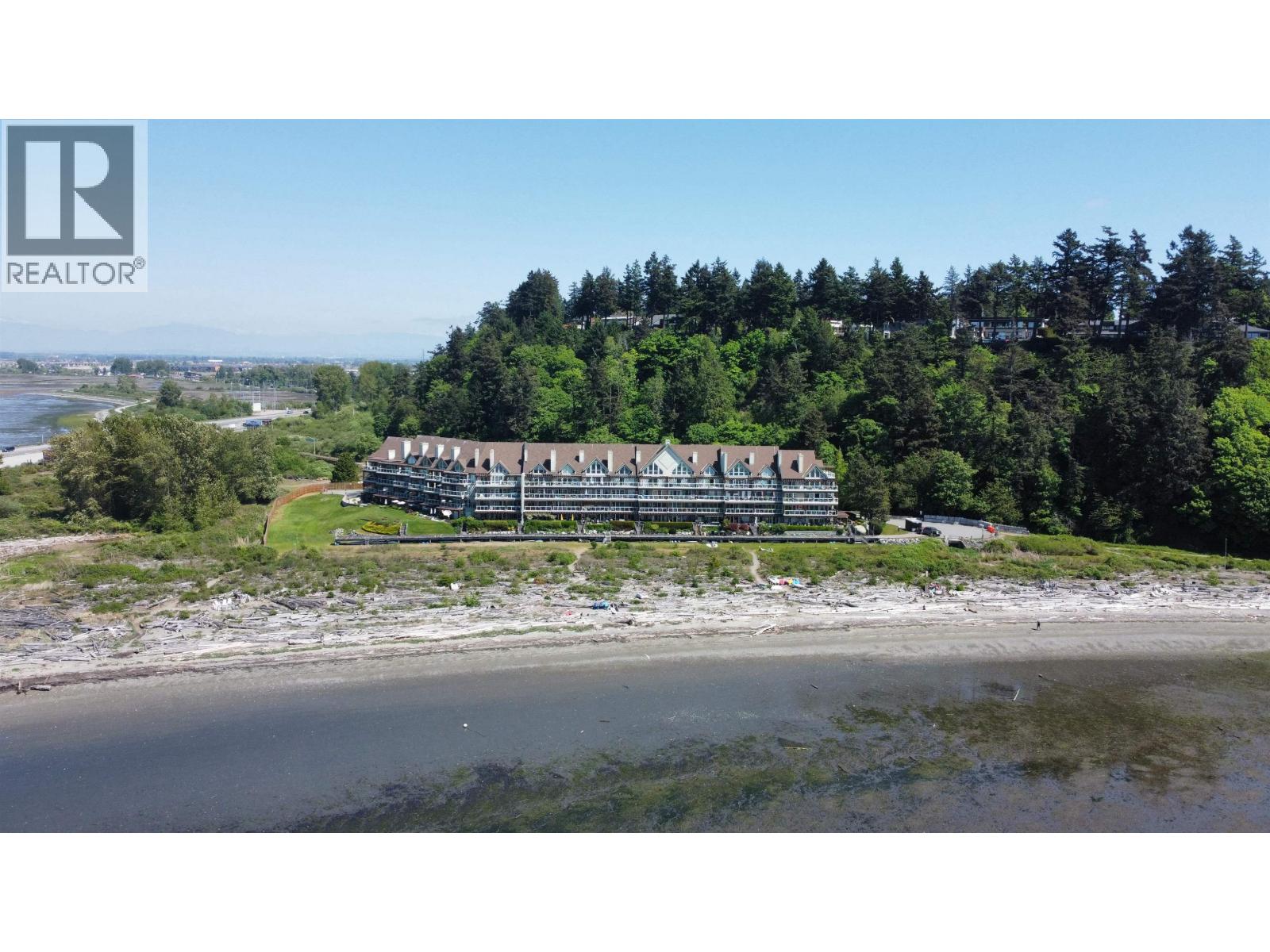 #306-1120 TSATSU SHORES Drive, Delta