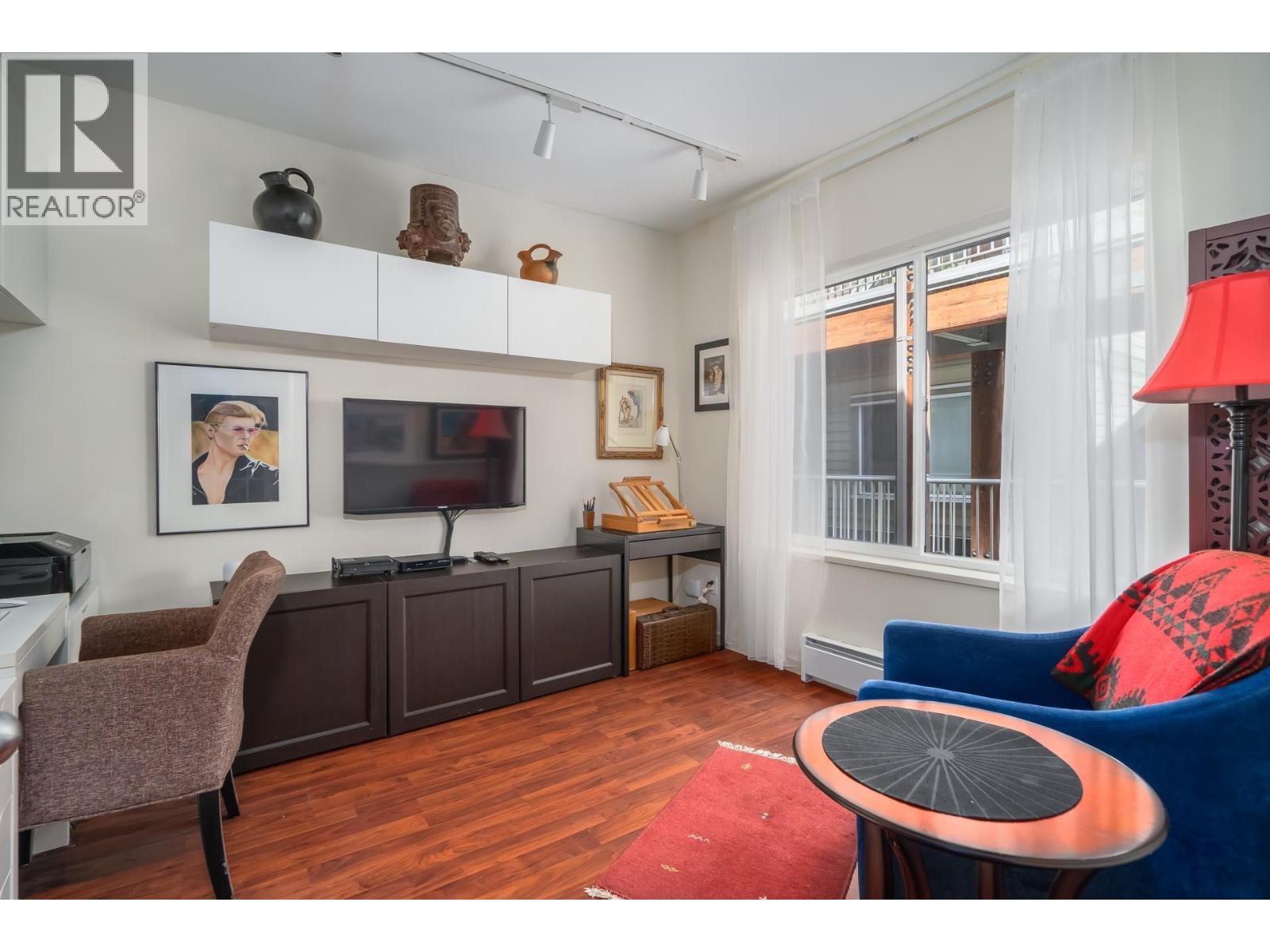 #306-1120 TSATSU SHORES Drive, Delta