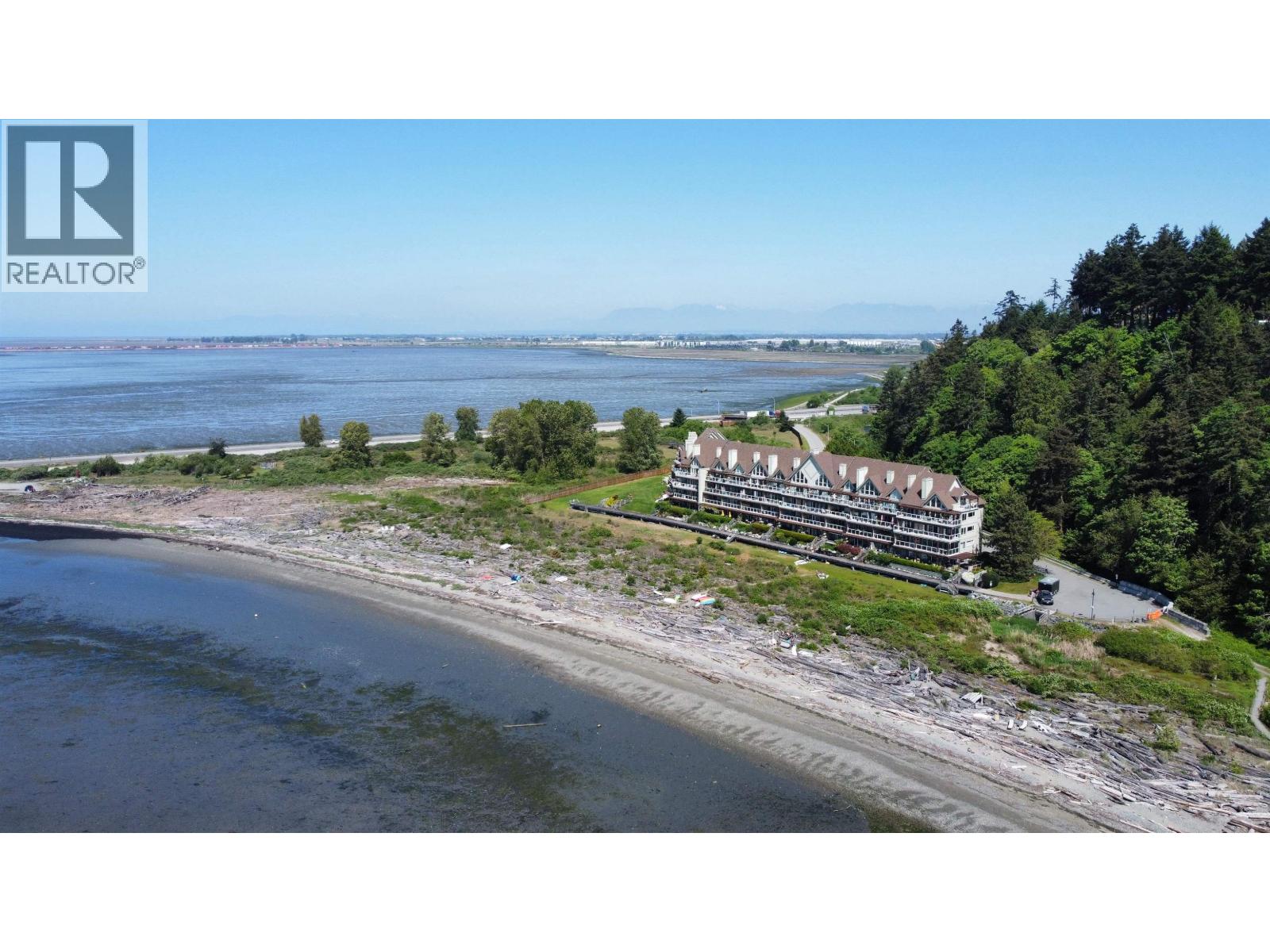 #306-1120 TSATSU SHORES Drive, Delta