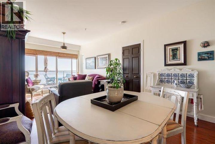 #306-1120 TSATSU SHORES Drive, Delta