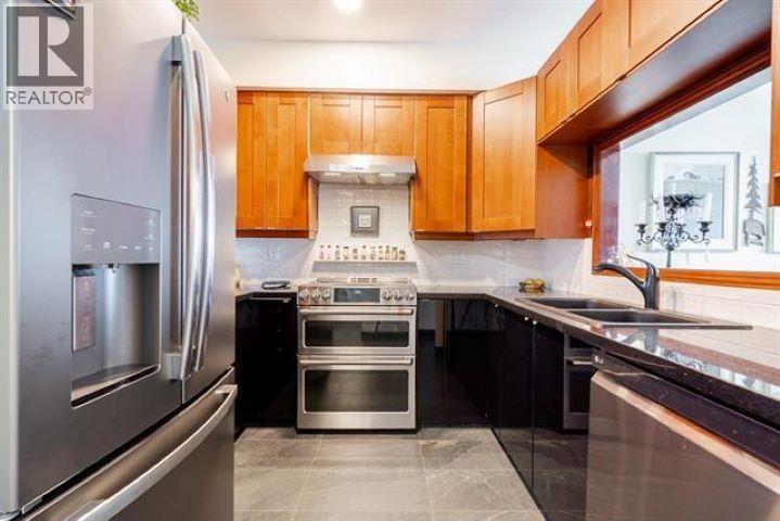 #306-1120 TSATSU SHORES Drive, Delta