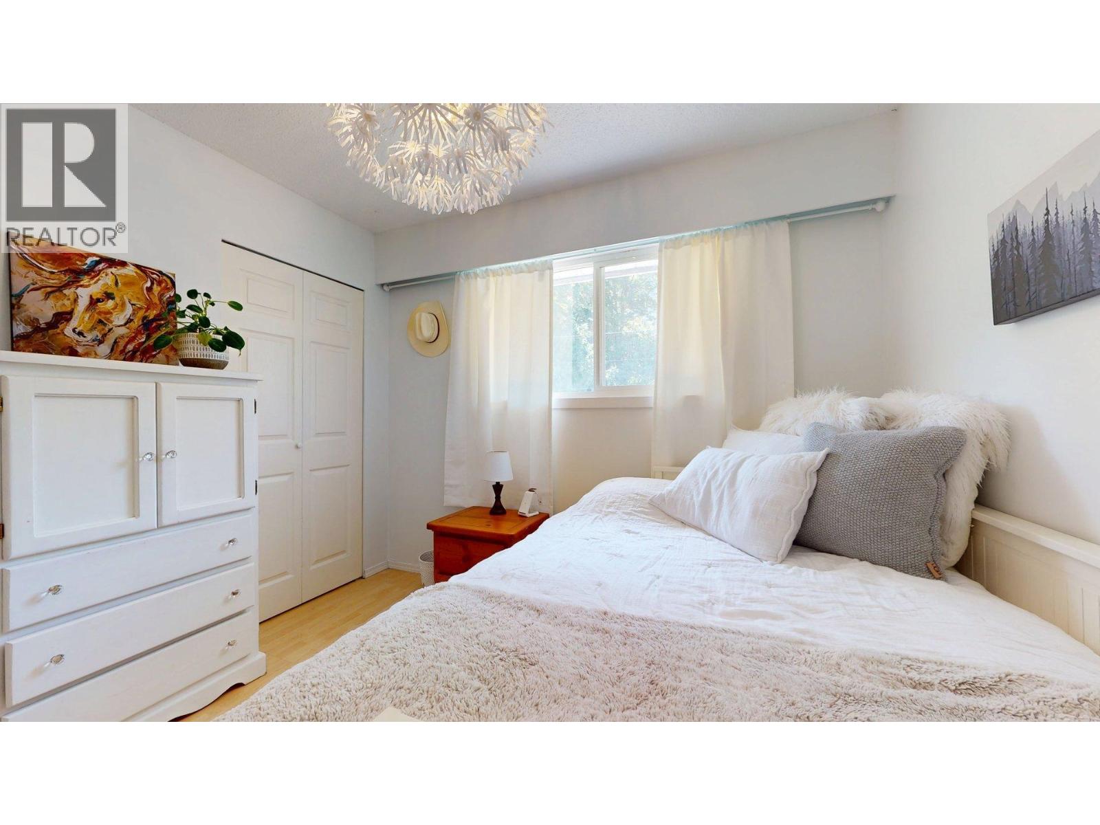 5 Bed, 3 Bath House for Sale in Squamish – 38549 WESTWAY AVENUE, Squamish - Image 20