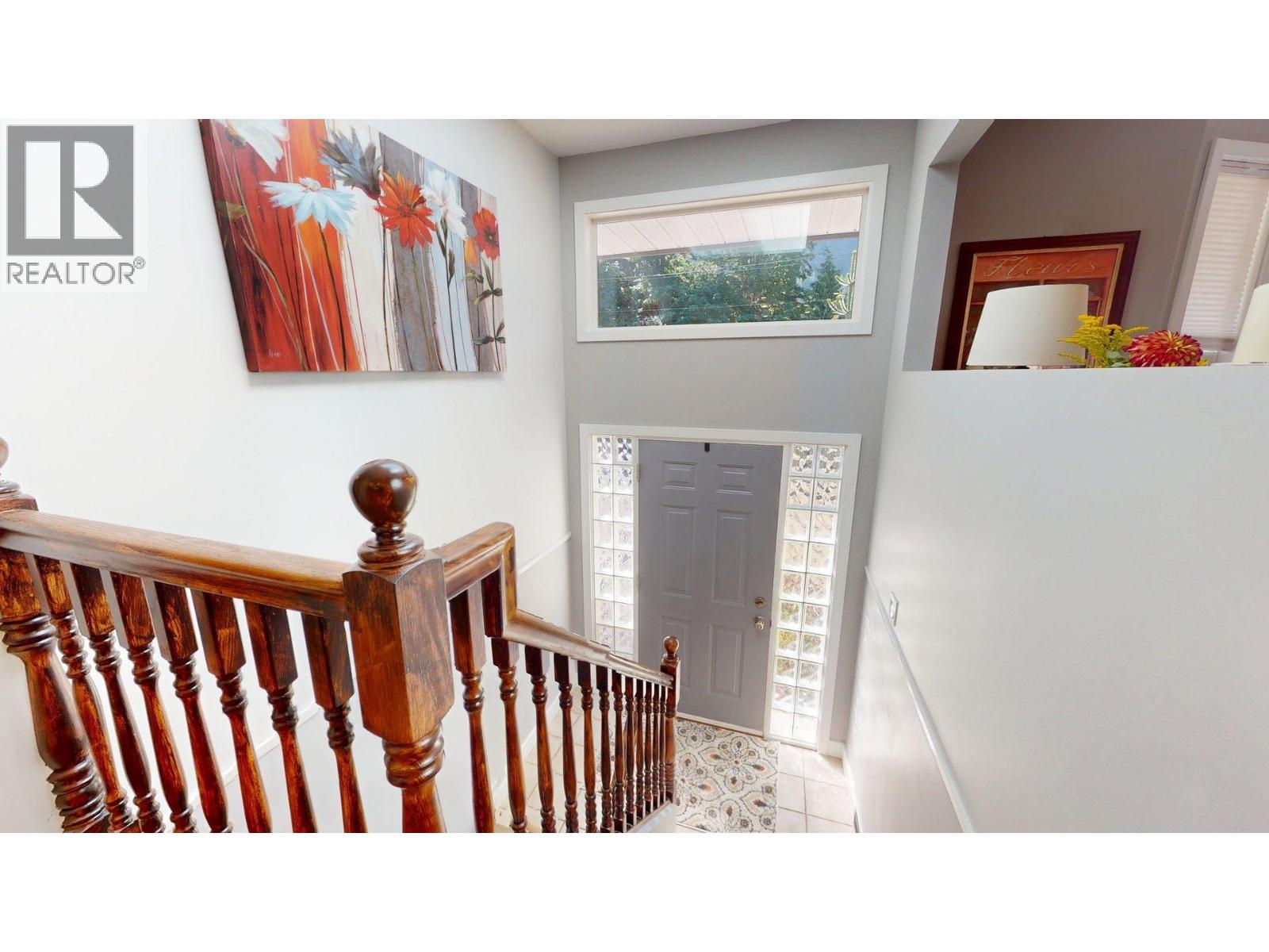 5 Bed, 3 Bath House for Sale in Squamish – 38549 WESTWAY AVENUE, Squamish - Image 19