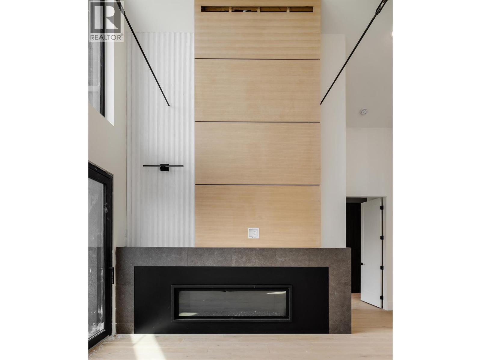  3711 McKinley Beach Drive, Kelowna