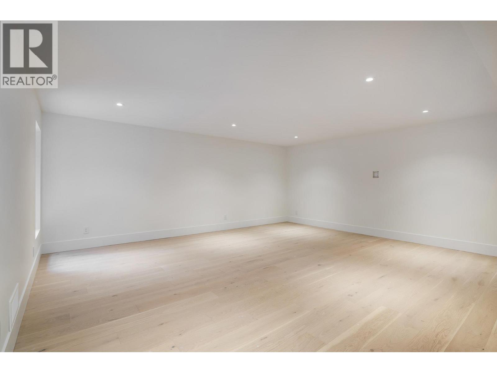  3711 McKinley Beach Drive, Kelowna
