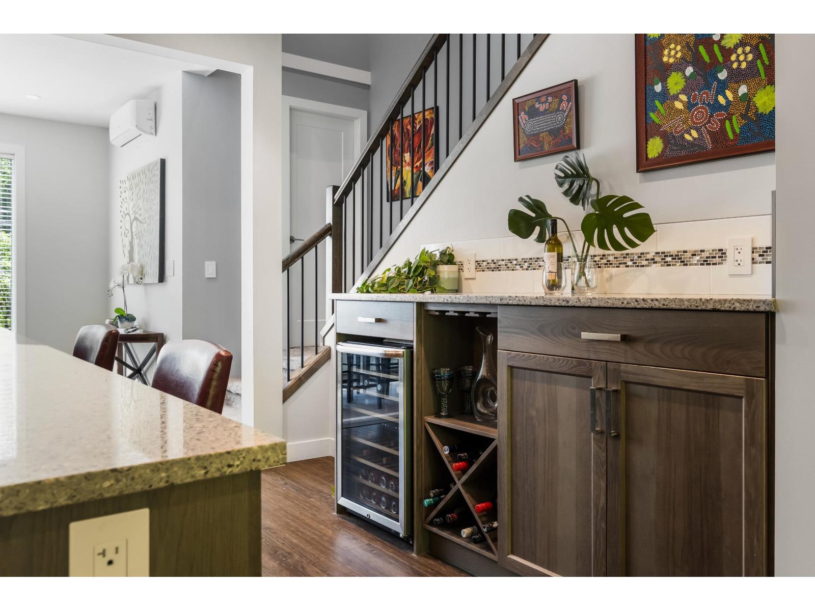 5 520 HOT SPRINGS ROAD, Harrison Hot Springs
