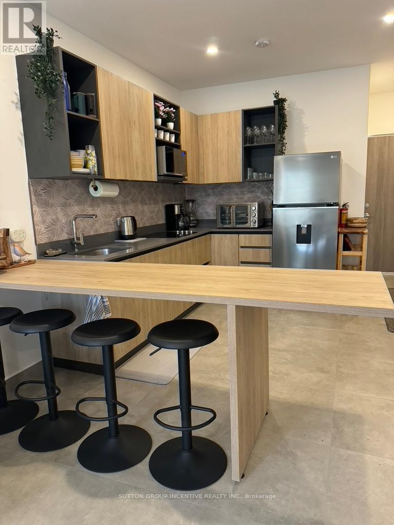 ##4 1 AZUL COURT - 9
