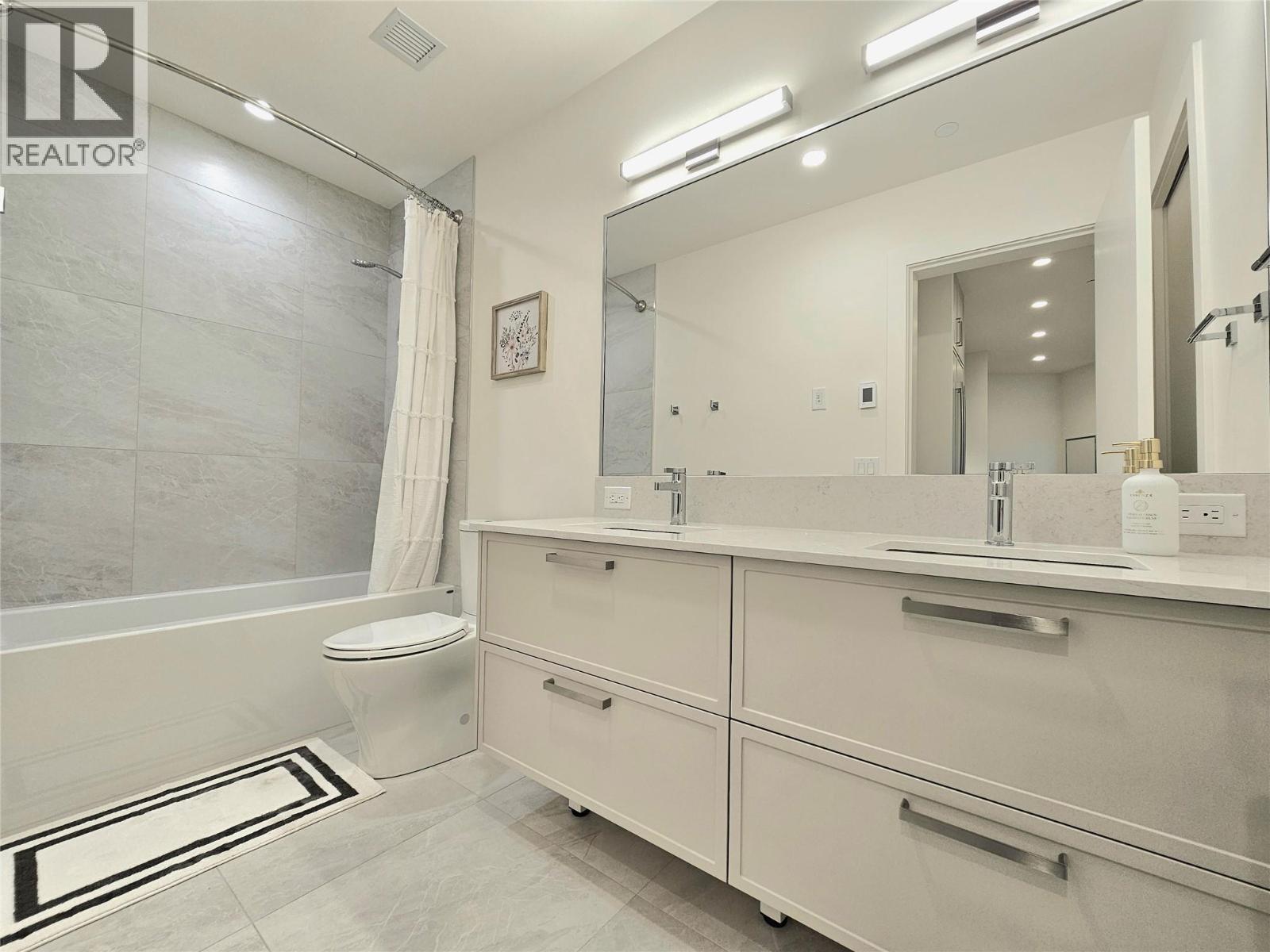 3340 Lakeshore Drive Unit# 514, Kelowna