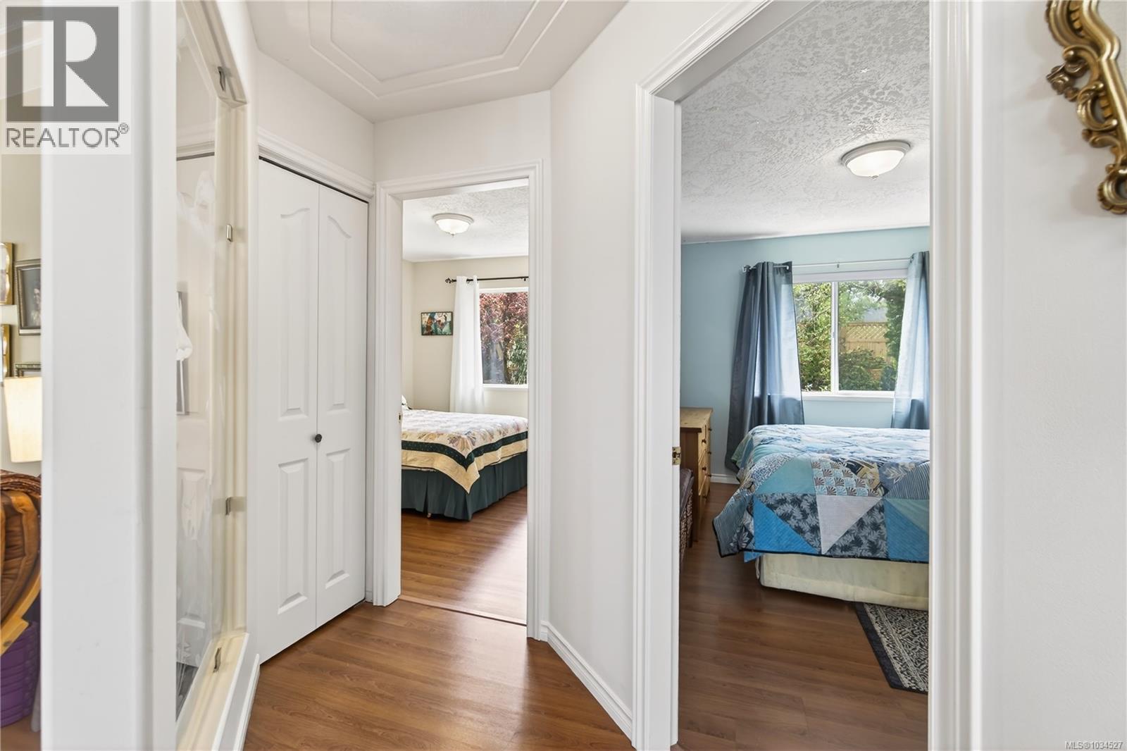 6379 Groveland Dr - 56