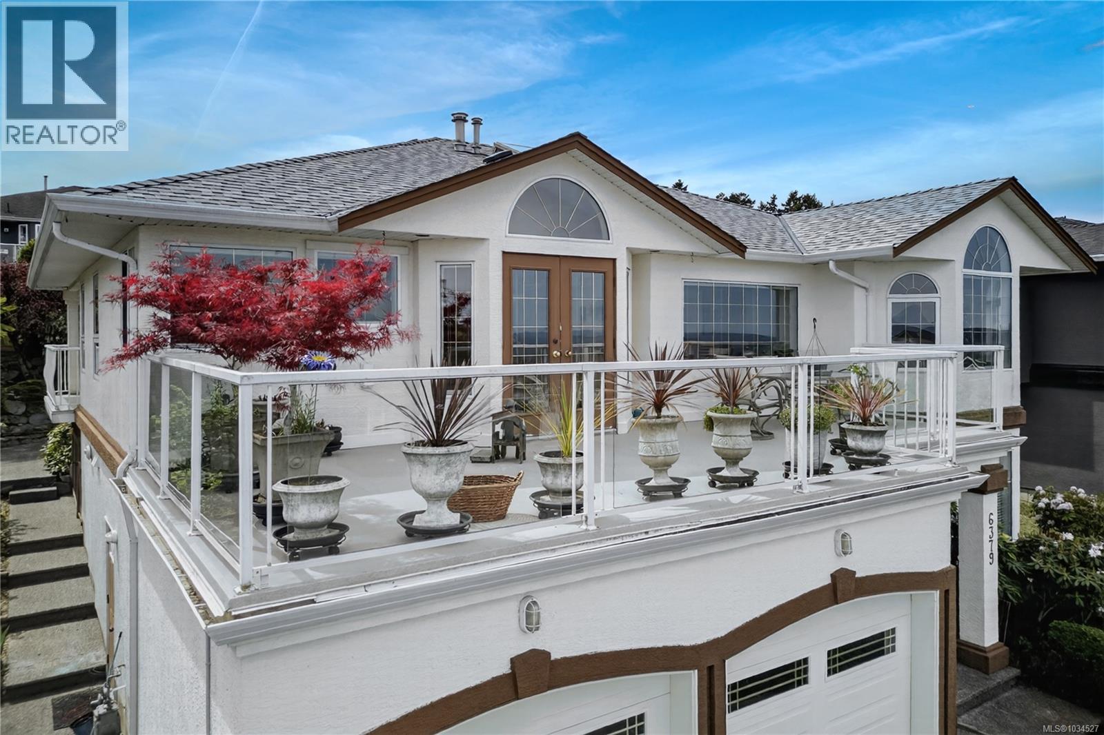 6379 Groveland Dr - 4