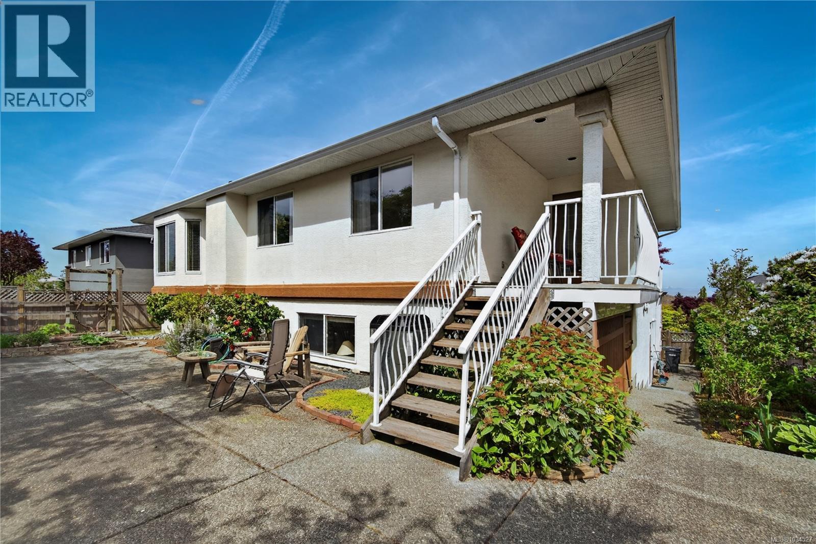 6379 Groveland Dr - 84