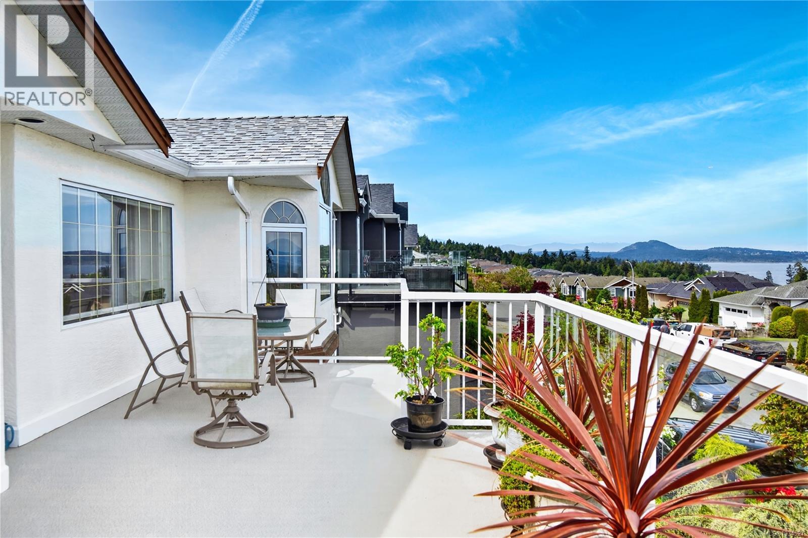 6379 Groveland Dr - 34
