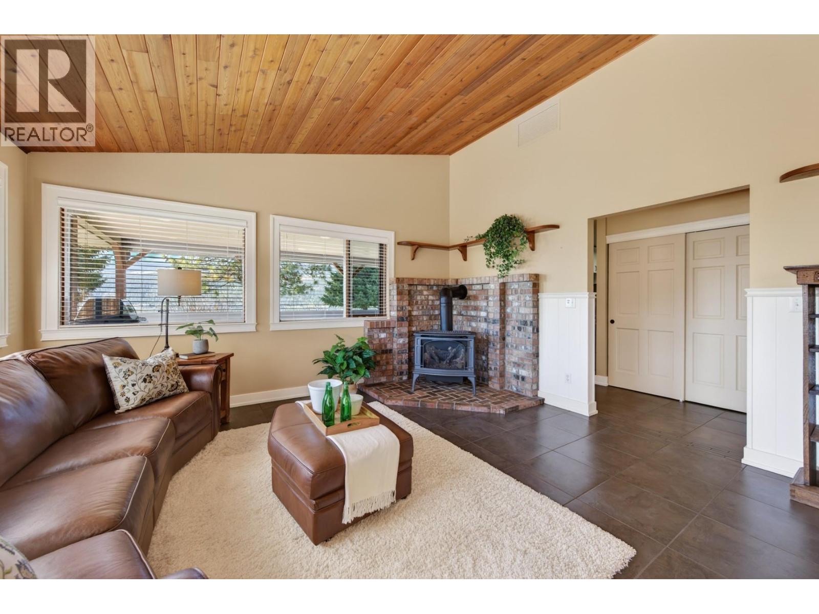 7390 River Heights Drive - 11