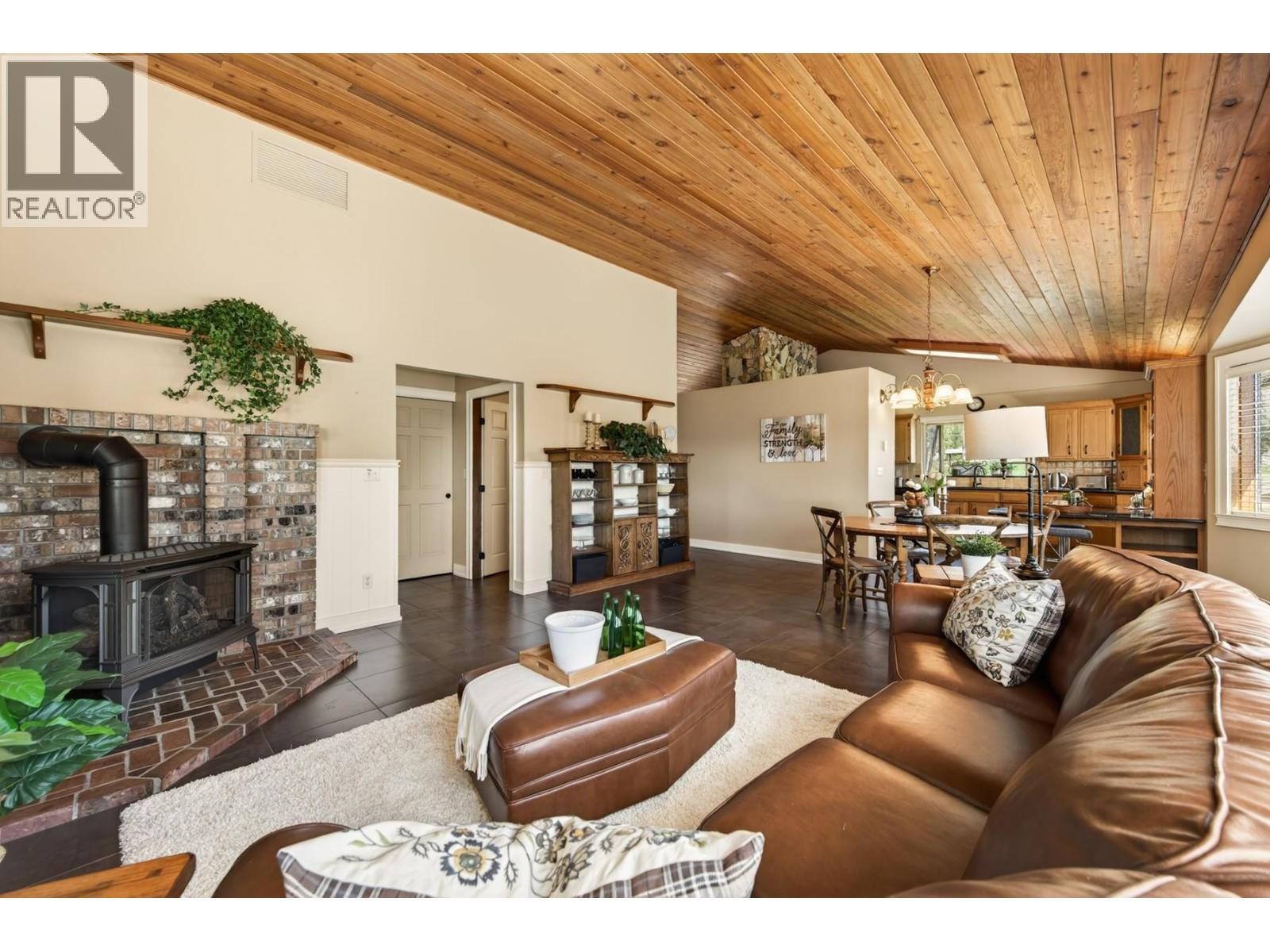 7390 River Heights Drive - 13