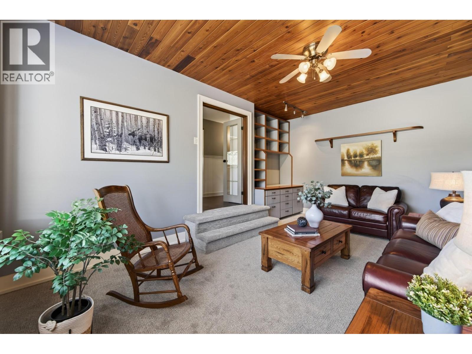 7390 River Heights Drive - 16