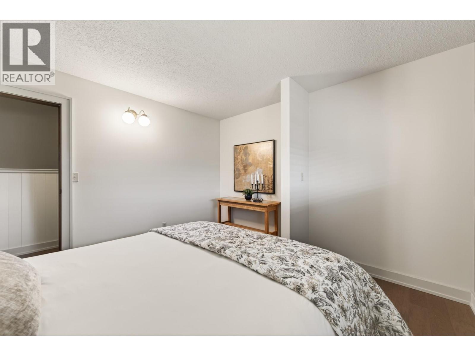 7390 River Heights Drive - 27