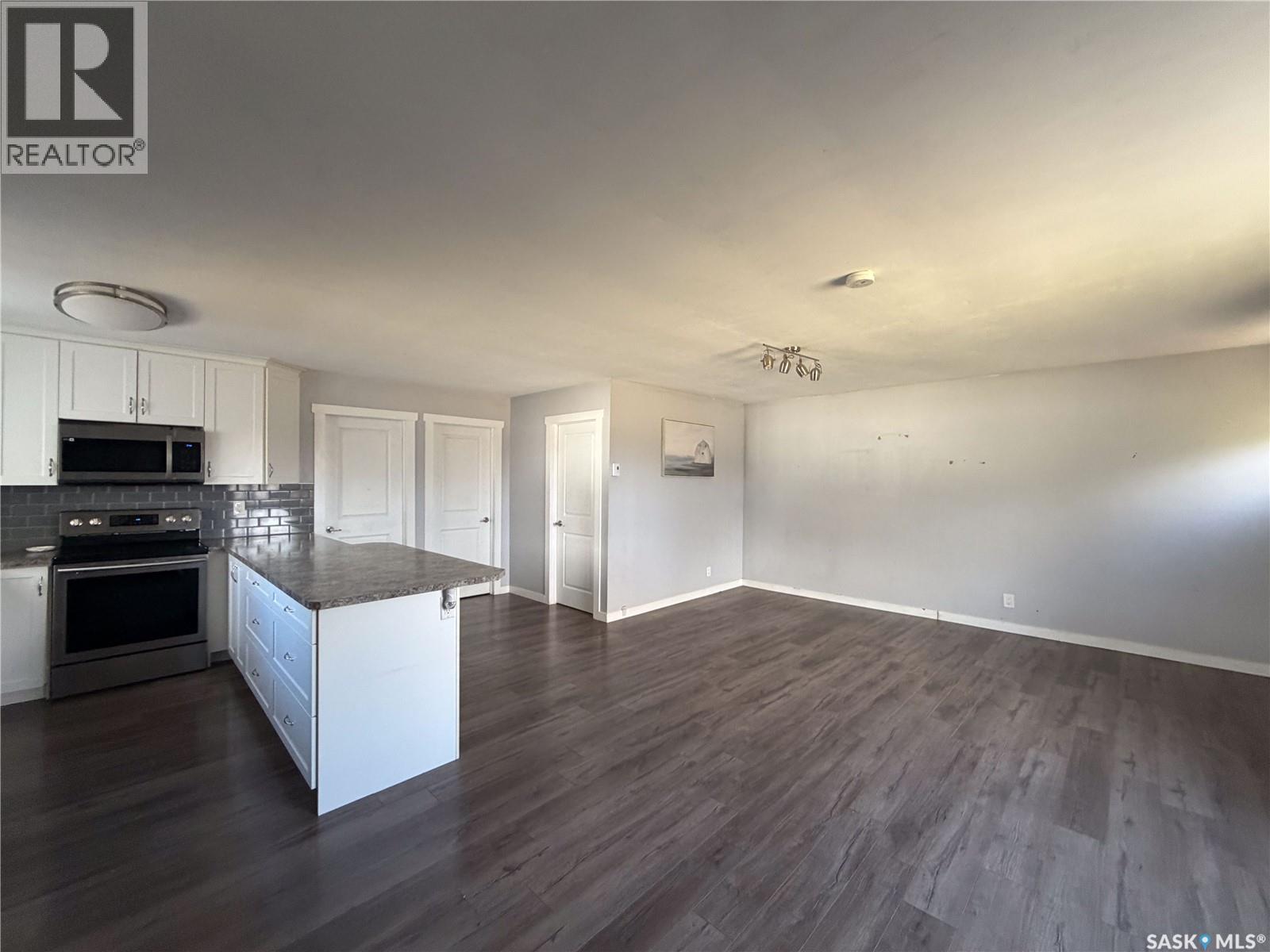 302 Aberdeen STREET - 5